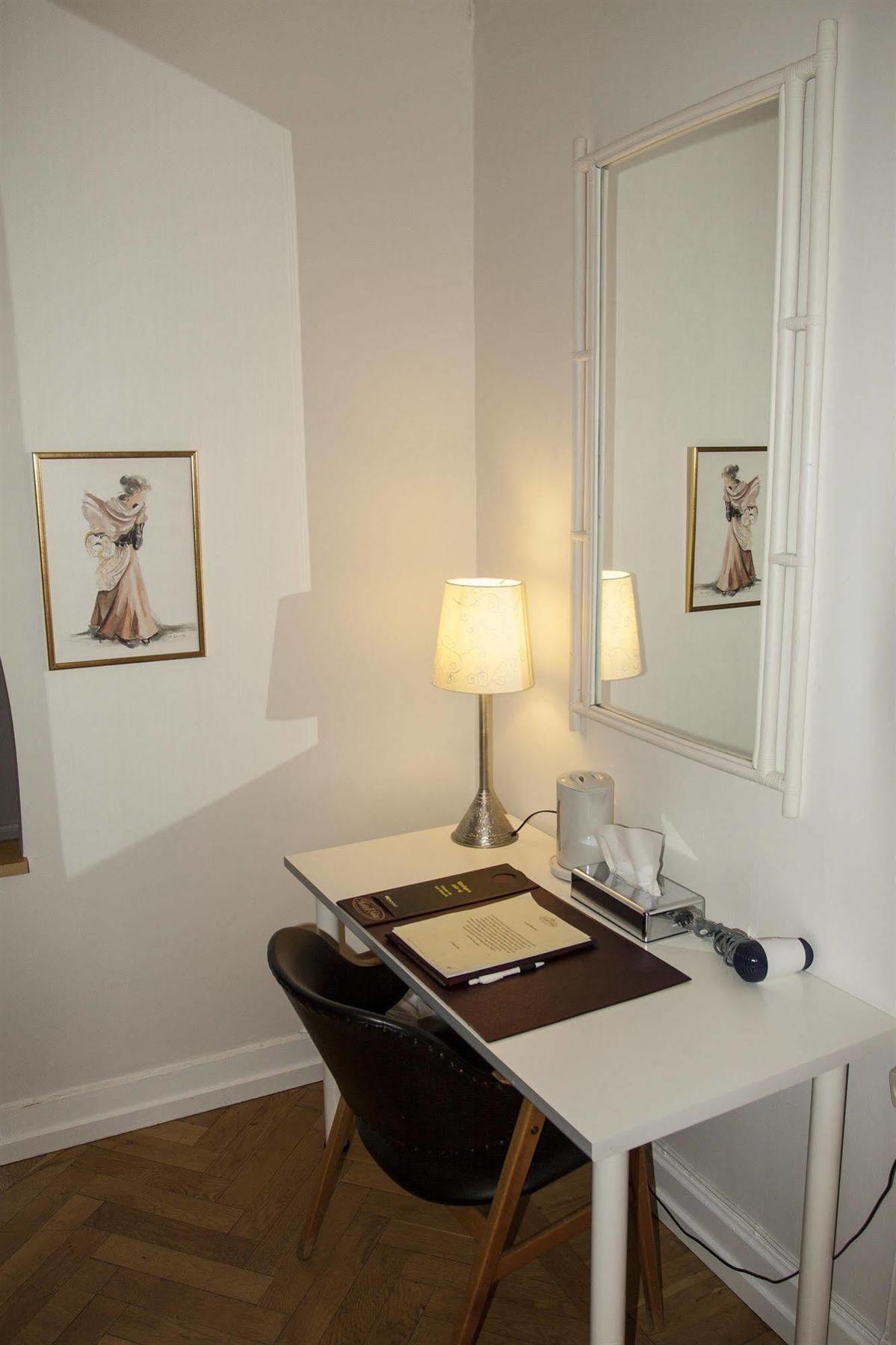 Hotell Goeta Orebro Bagian luar foto